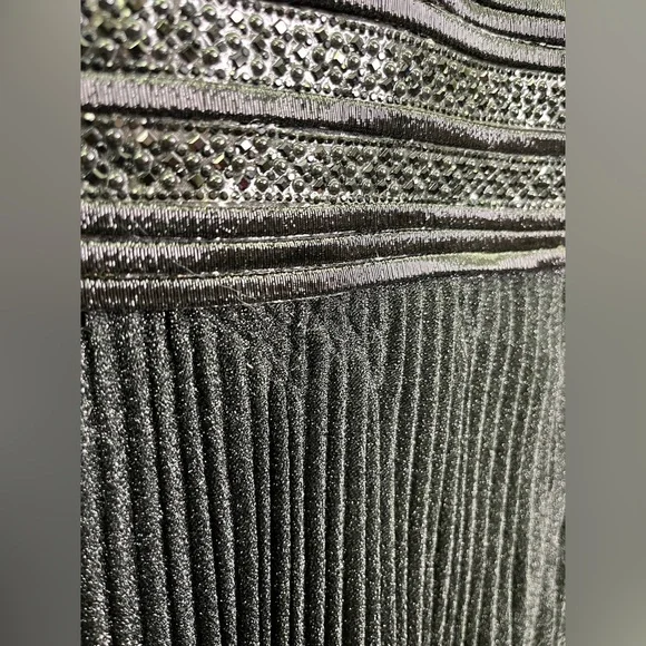 Mac Duggal 30750 Shimmering 3/4 Sleeve A-Line Midi Dress Size 8 NWT Black - Picture 8 of 12